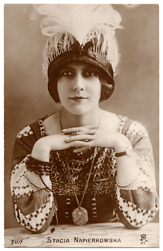 Stacia Napierkowska